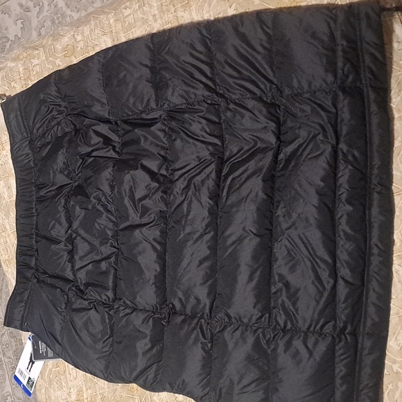 Aventure Down Elegant Black Quilted Pencil Skirt. New - Picture 3 of 4